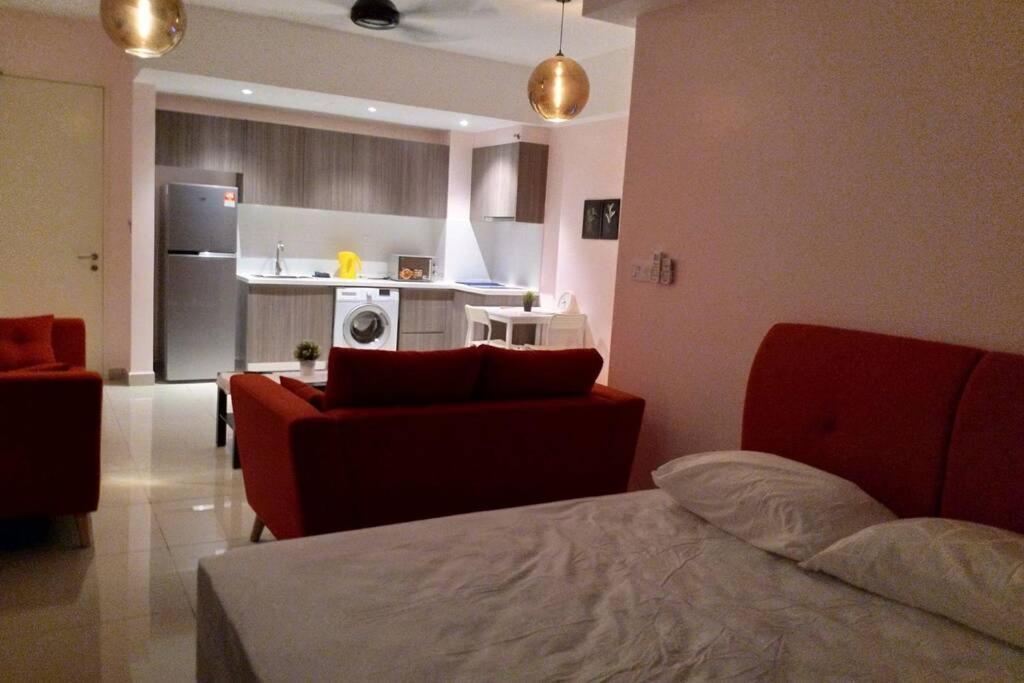 Hb1512- Hyve Studio Unit, Lake View, Cyberjaya, Free Wi-Fi, Free Parking, Netflix,Pool, 3038 Luaran gambar